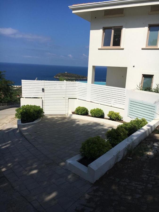 Luxury Villa Blue&Blanc Piscina A Sfioro Isola Diamante Exteriör bild